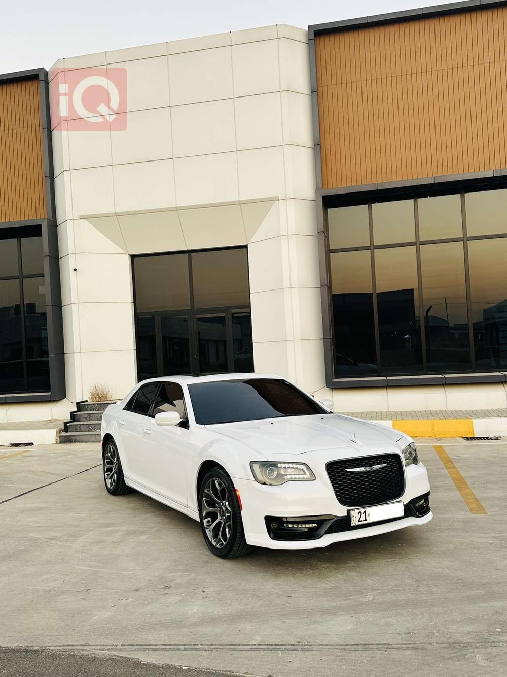 كرايسلر 300